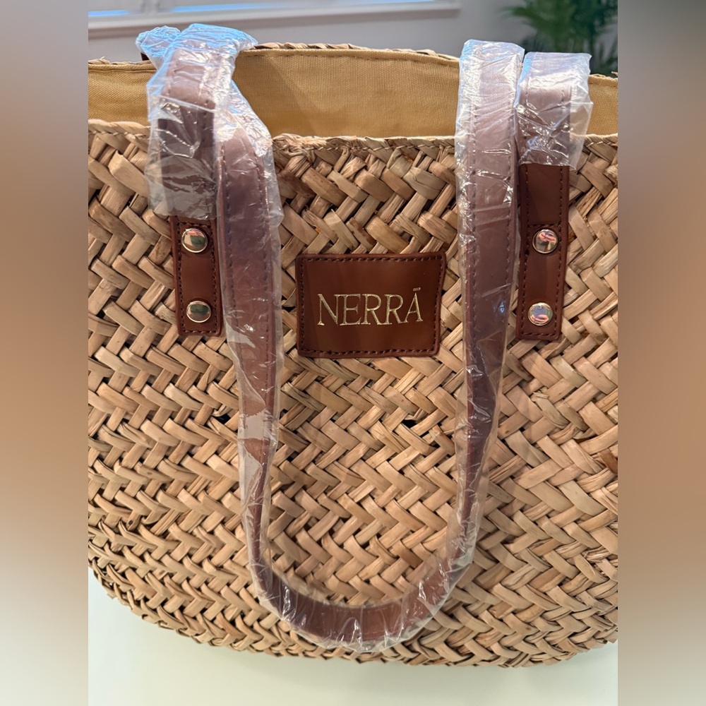 NEW Straw Tote/Beach Bag - Picture 2 of 4